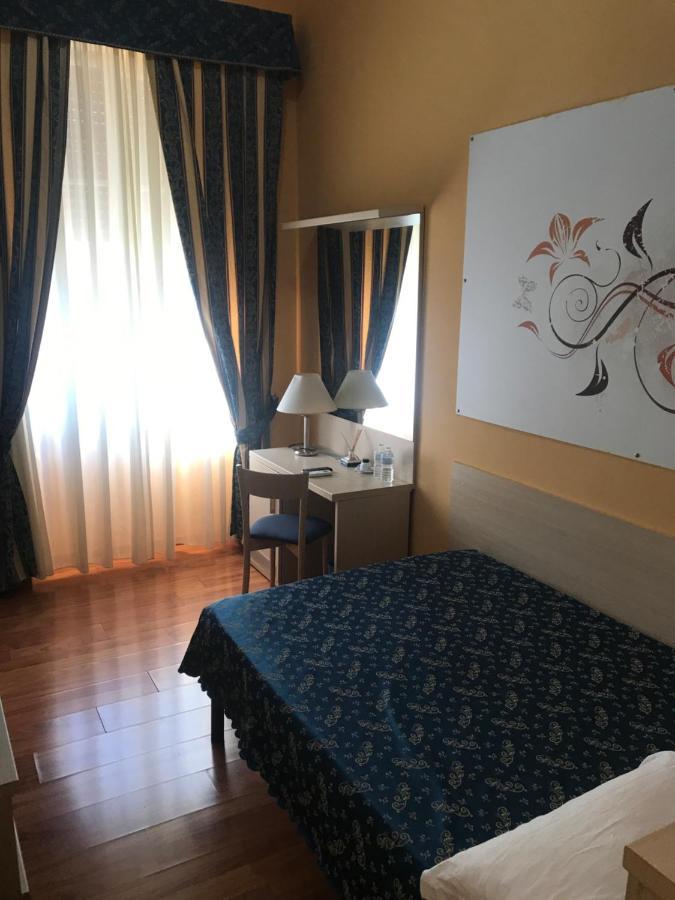 21 Aprile Accommodation Roma Ngoại thất bức ảnh